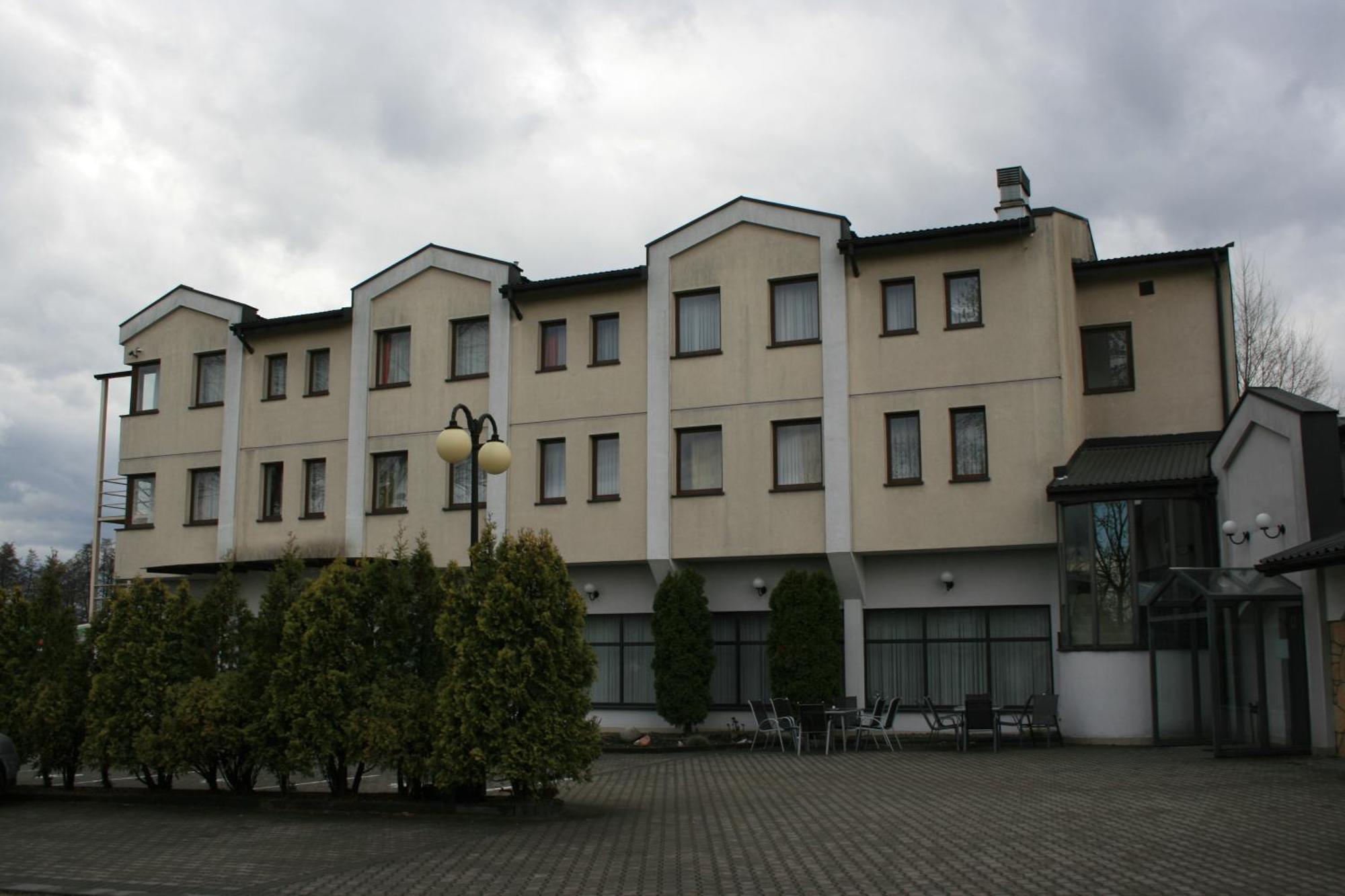 Hotel Junior 2 Krasków Εξωτερικό φωτογραφία