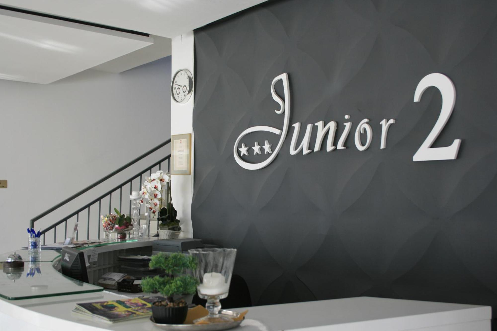 Hotel Junior 2 Krasków Εξωτερικό φωτογραφία