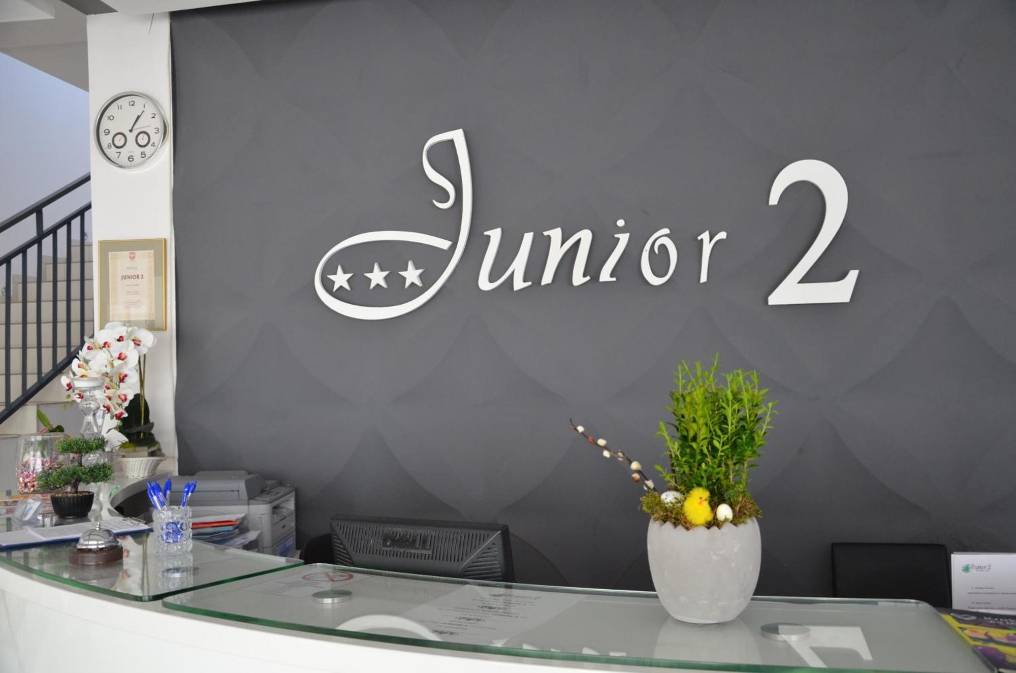 Hotel Junior 2 Krasków Εξωτερικό φωτογραφία